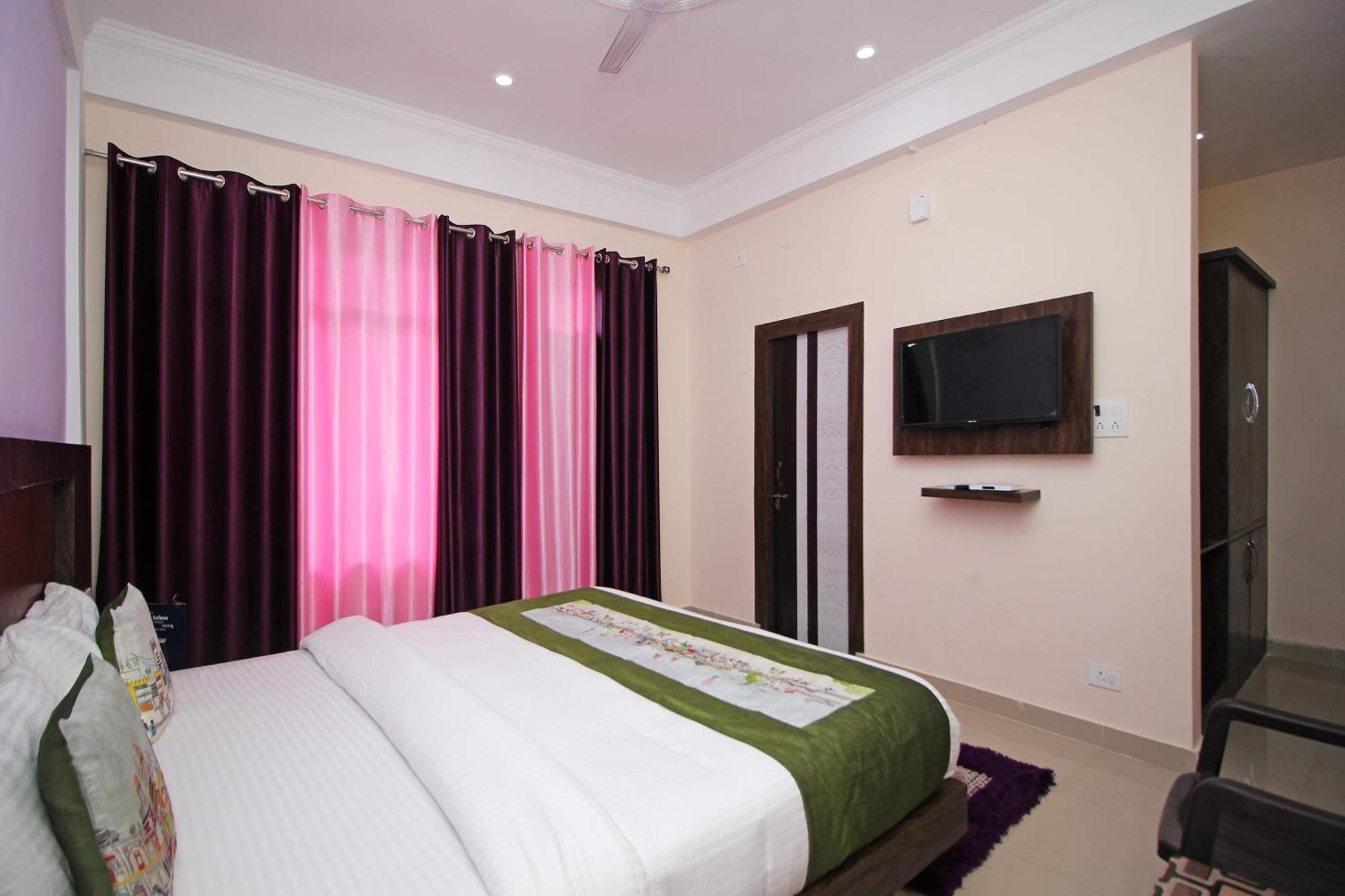 Oyo Hotel Chandni Дармсала Экстерьер фото